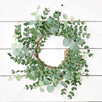 18" Mixed Eucalyptus Wreath